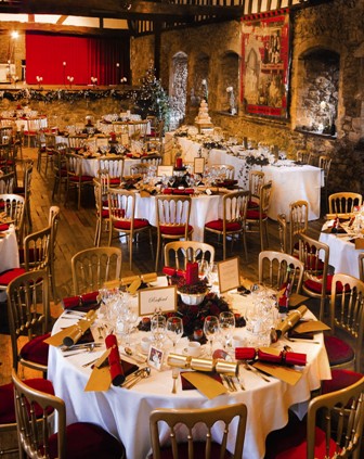 Elegant banquet hall in Domus, Beaulieu, perfect for weddings and formal events.