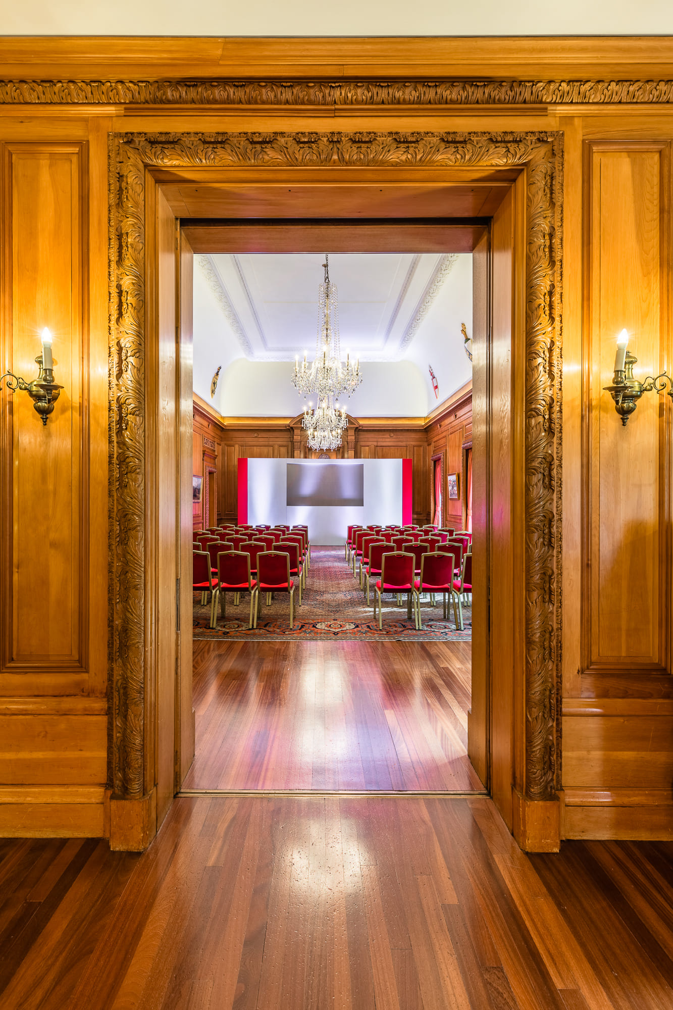 Whole Venue - hveihqhid1t.jpg