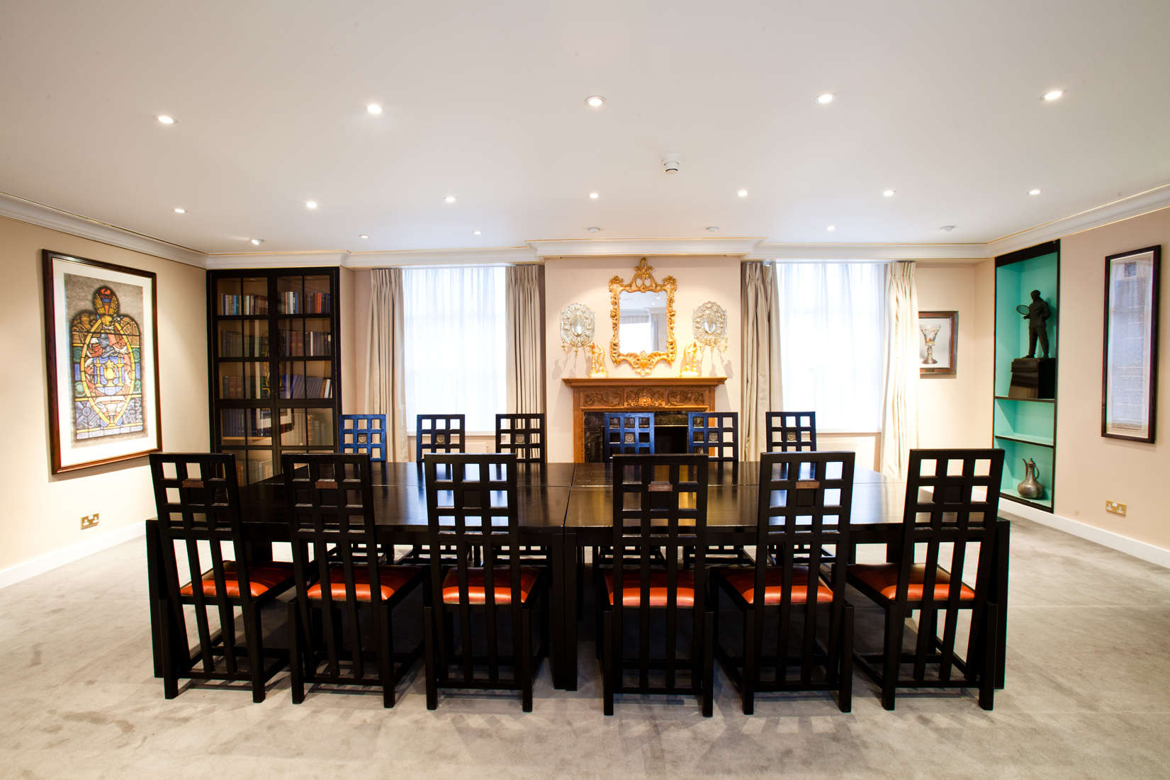 Elegant Parlour Room in Founders' Hall, perfect for corporate meetings and events.