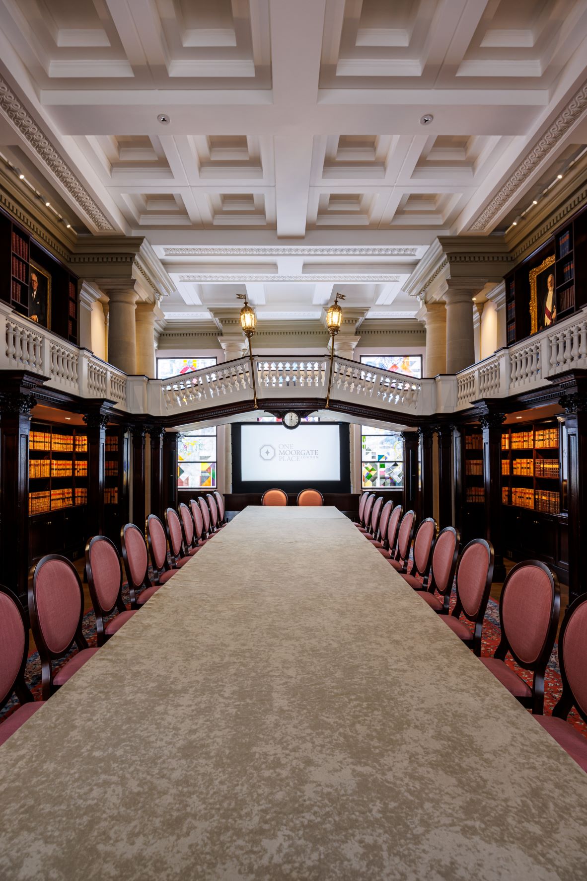 Members Room - x1pu2eknxm5.jpg