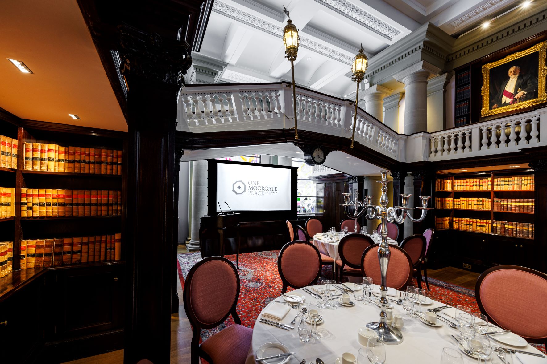 Members Room - b5qz4igmnb3.jpg