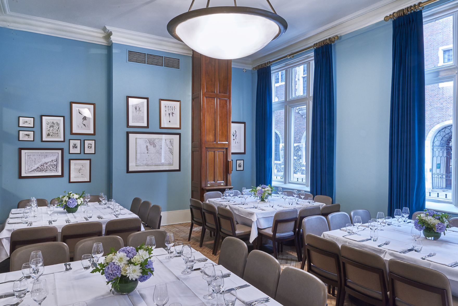 Elegant Reading Room at Cinnamon Club, perfect for corporate meetings and private dinners.