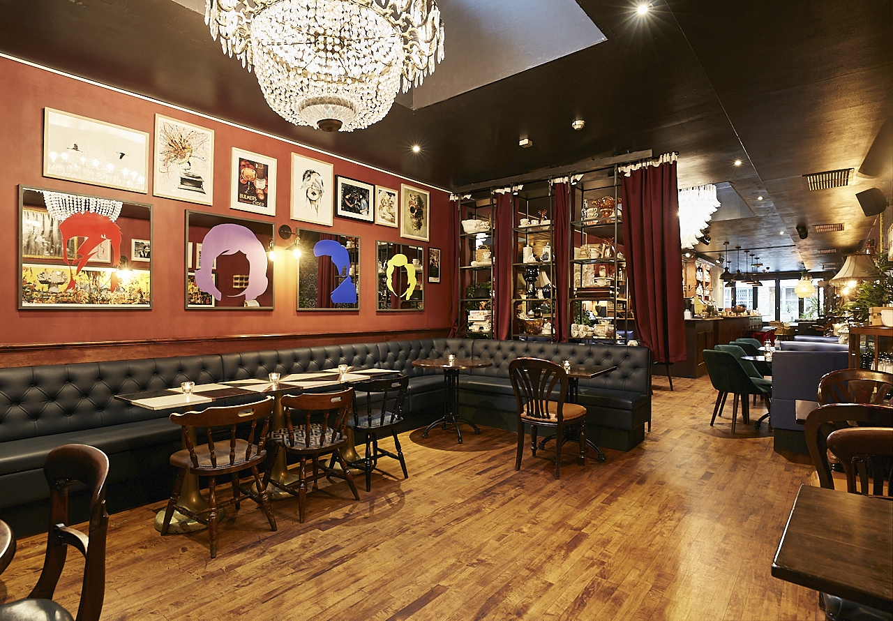 Stylish restaurant venue in Little Bat, perfect for intimate meetings and events.