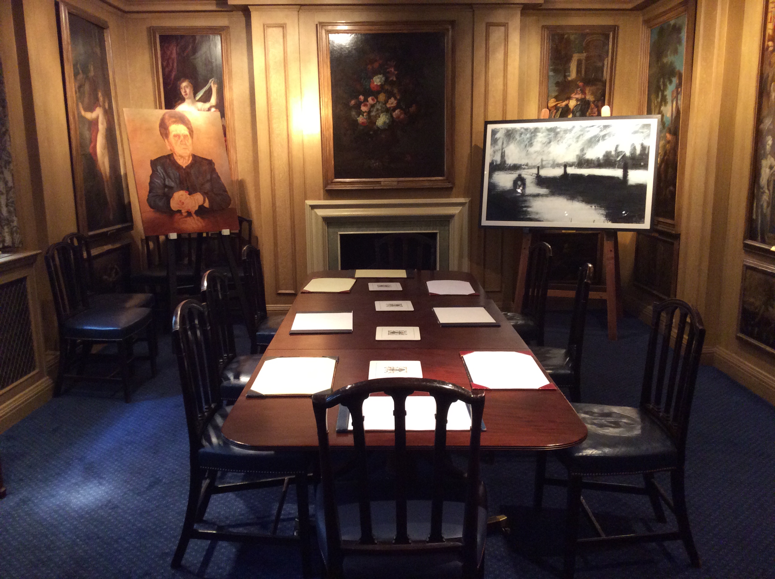 Painted Chamber in Painters' Hall, polished wooden table for exclusive events and meetings.