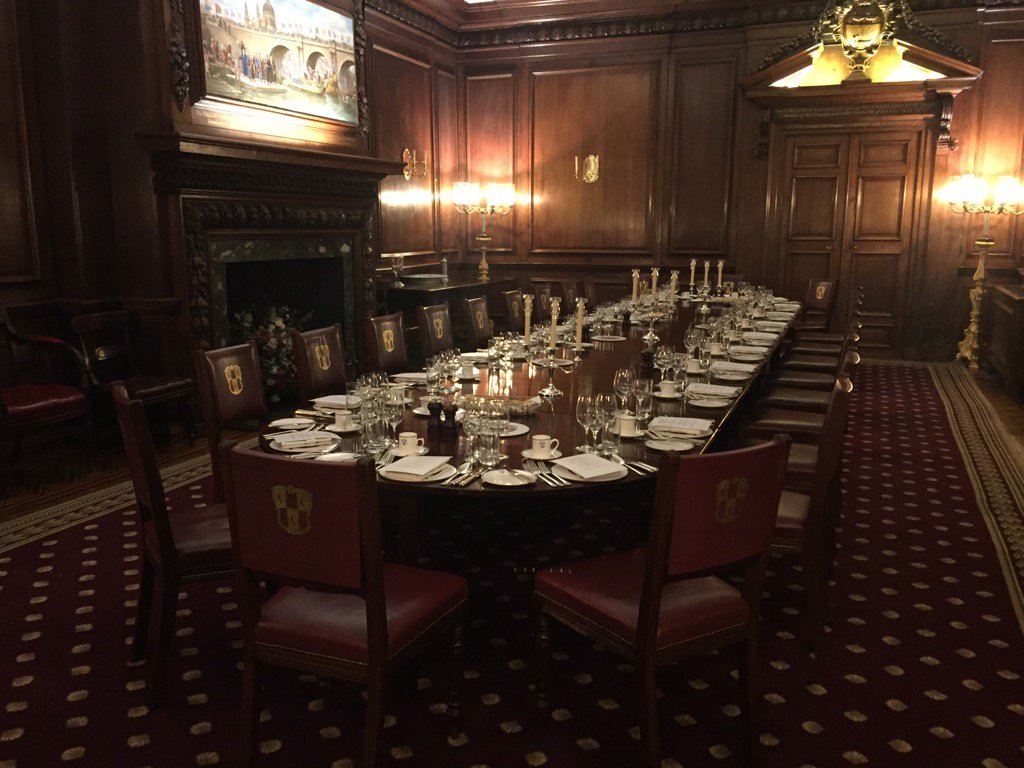 Elegant banquet table in The Parlour, Tallow Chandlers' Hall for formal events.