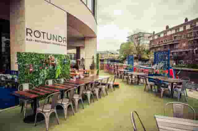 Rotunda Bar and Restaurant
