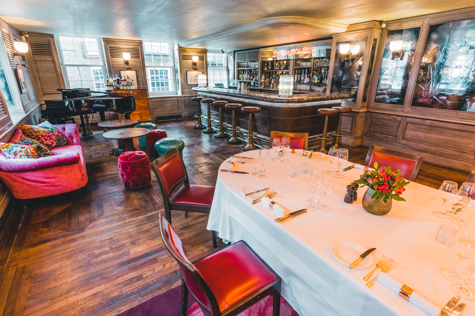 The Emin Room - 0u4fsesu3ls.jpg