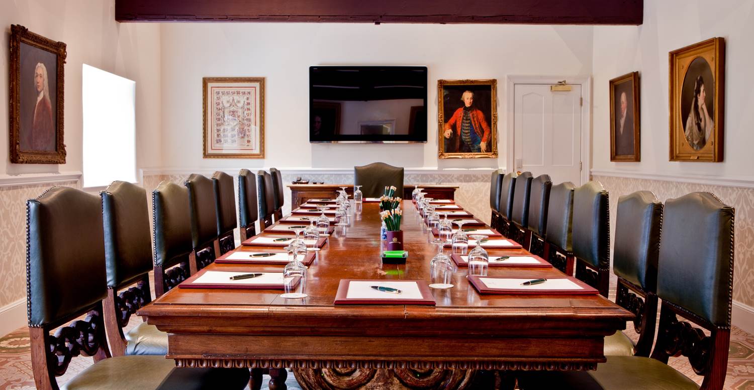 Boardroom - muu4tlilove.jpg