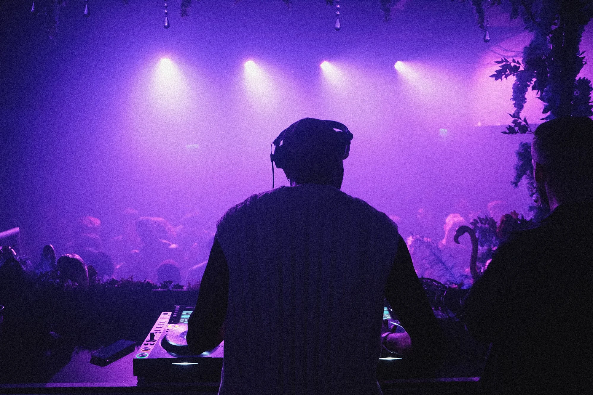 Middle Floor  - f3fc11c2-a175-40a8-8a2e-bb4fbfb1aebb.webp