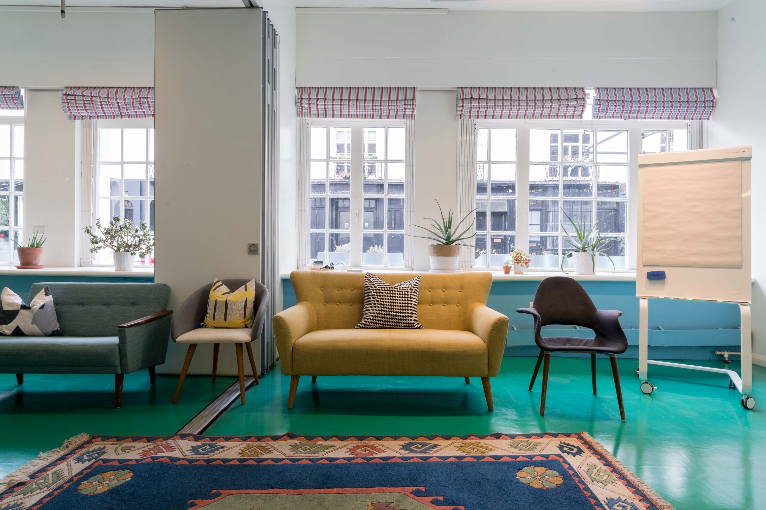 Bright meeting space at Locker & Rudder, perfect for collaboration and brainstorming events.