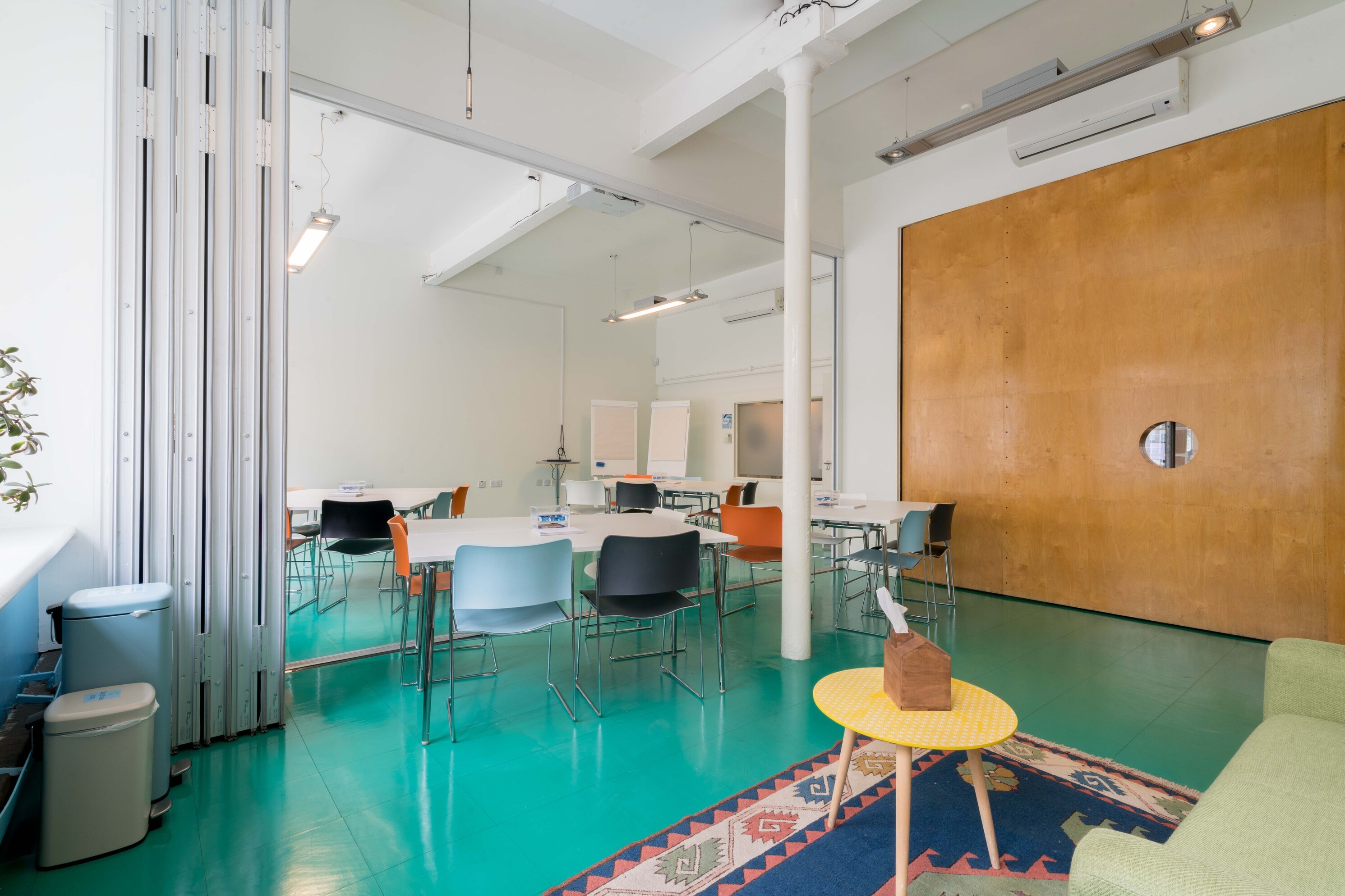 Locker & Rudder - vrtdcwttdxm.jpg