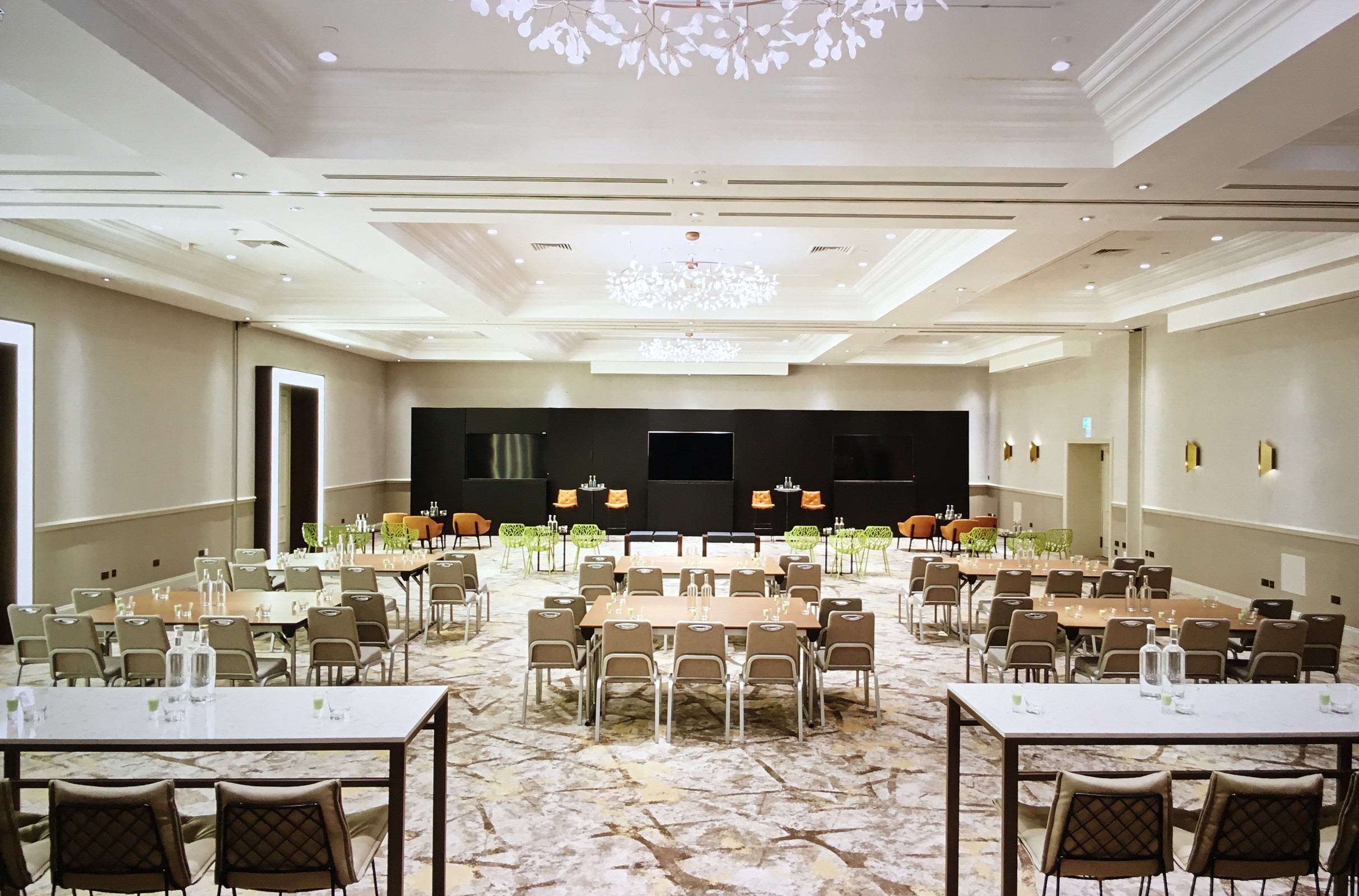 Event space at Primrose Hill Marriott, elegant decor for corporate meetings and conferences.