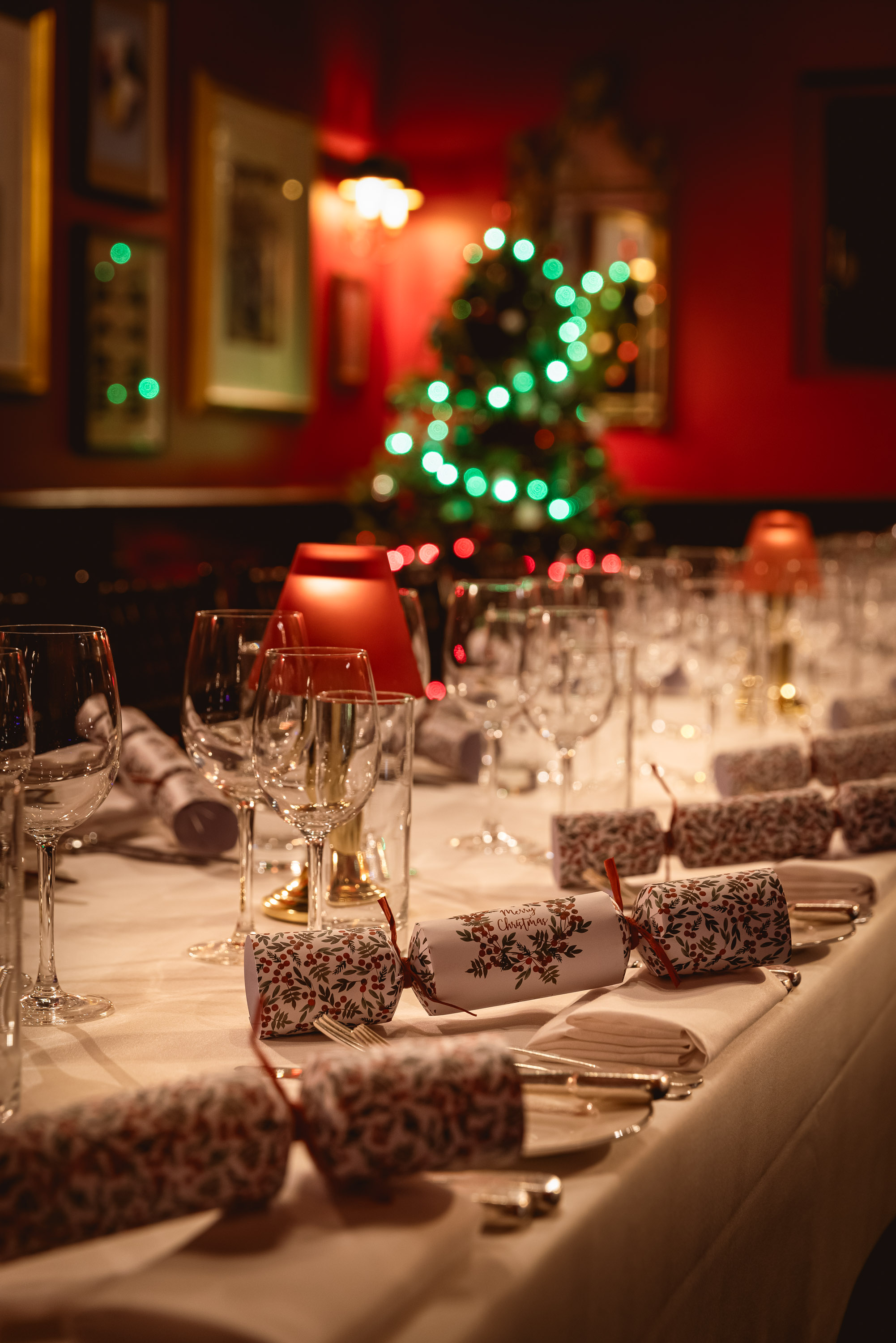 The Gallery Room - 2fzzrtkld4r.jpg