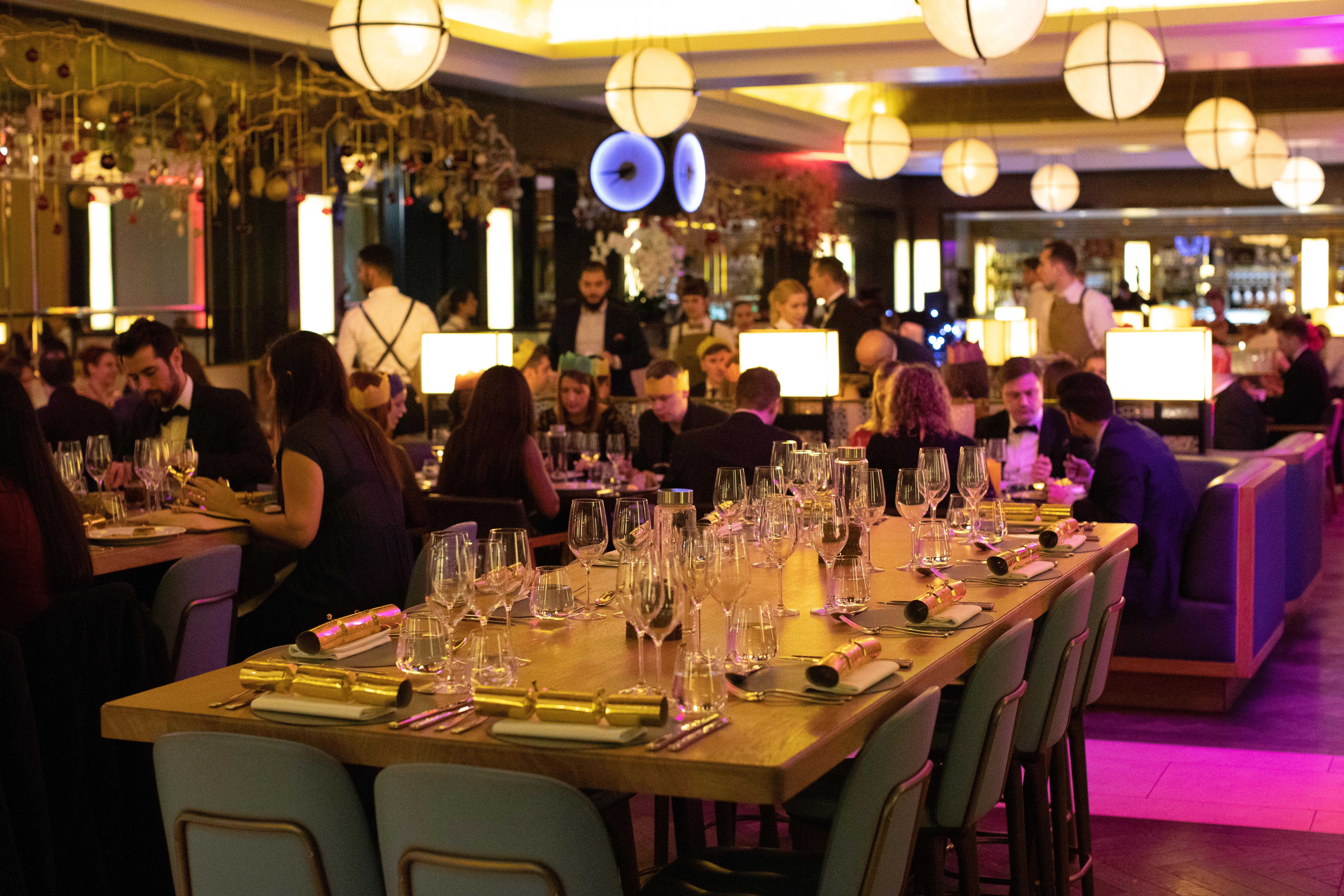 Exclusive Hires - jl2adrubzbm.jpg