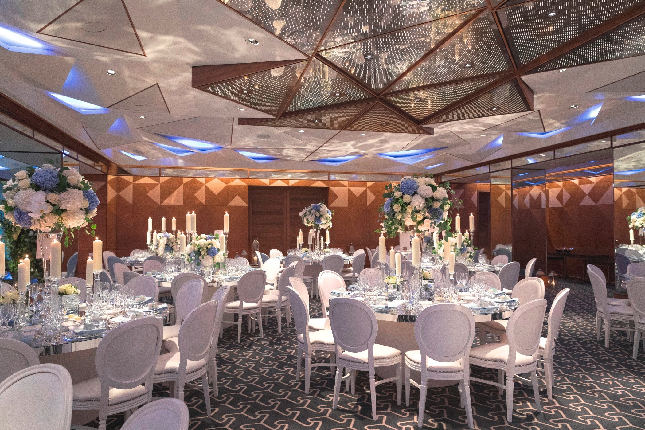 Ballroom - f15bcc49-b976-40f7-b2a7-cb54105630a8.jpeg