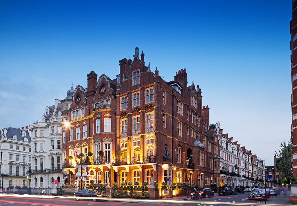 Windsor Suite at The Milestone Hotel, elegant venue for upscale events and meetings.