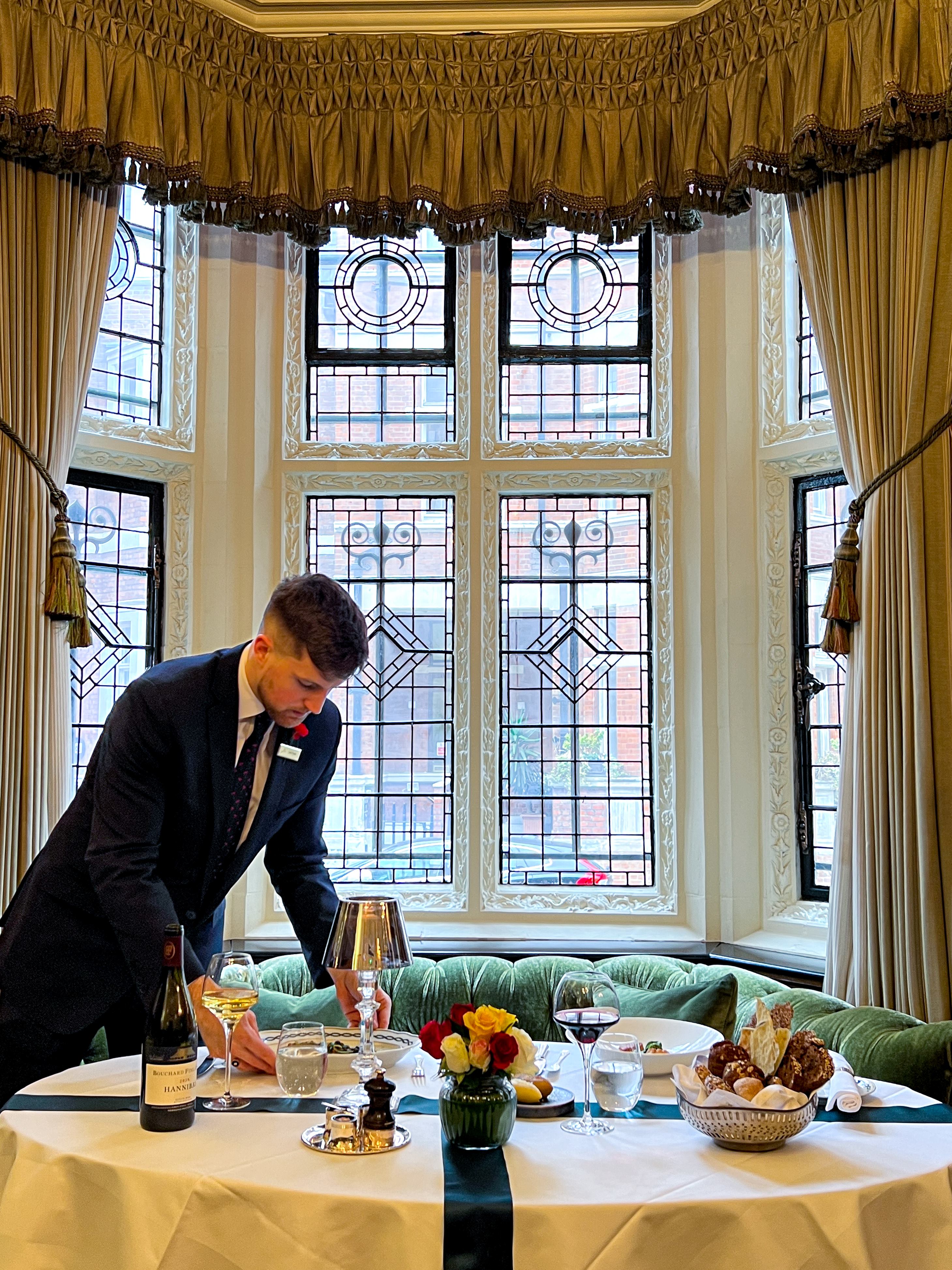 "Cheneston's Restaurant table setting for elegant meetings and intimate gatherings."