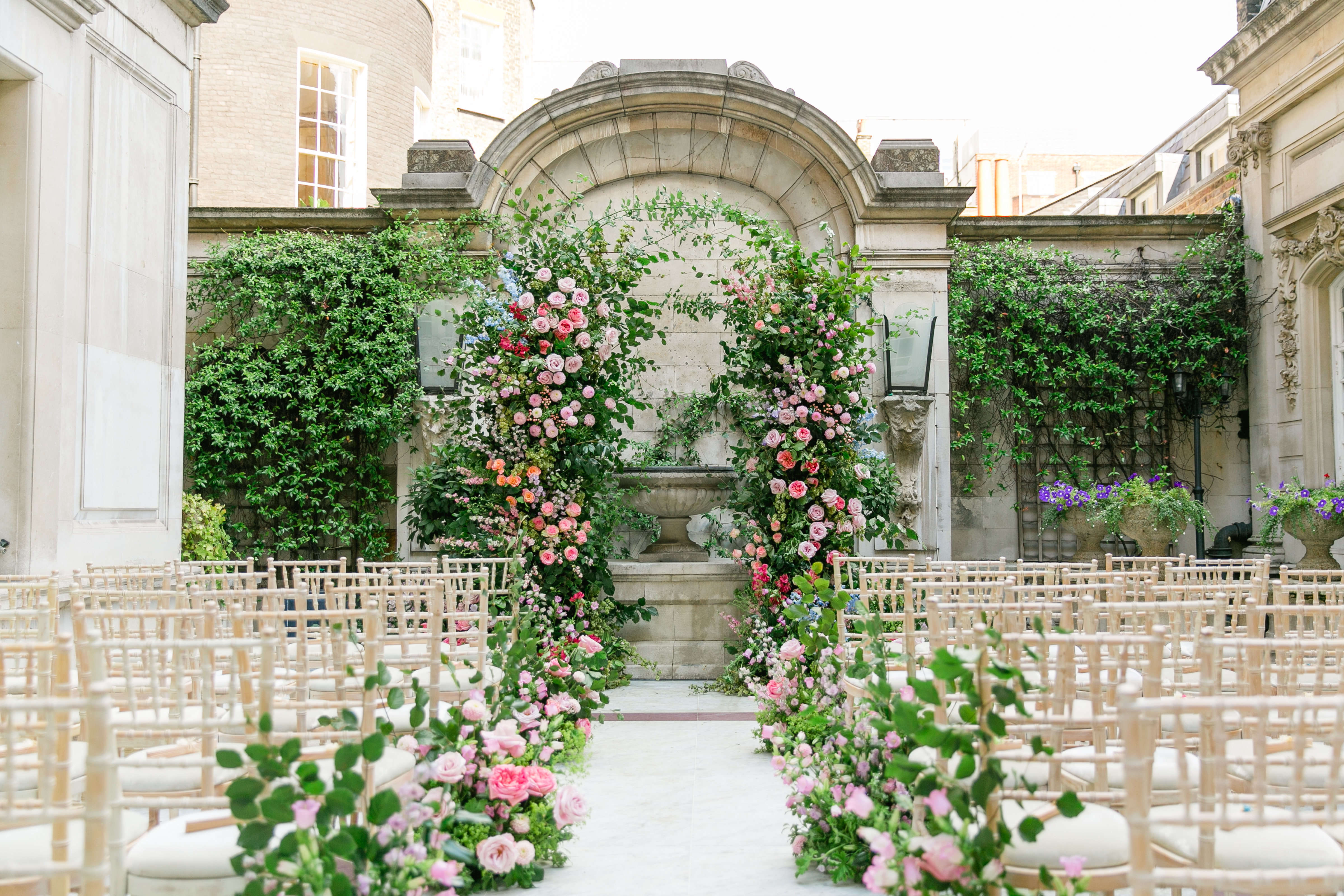 Courtyard - 4f76674a-6ccf-46da-b01d-7513482b08b6.jpg