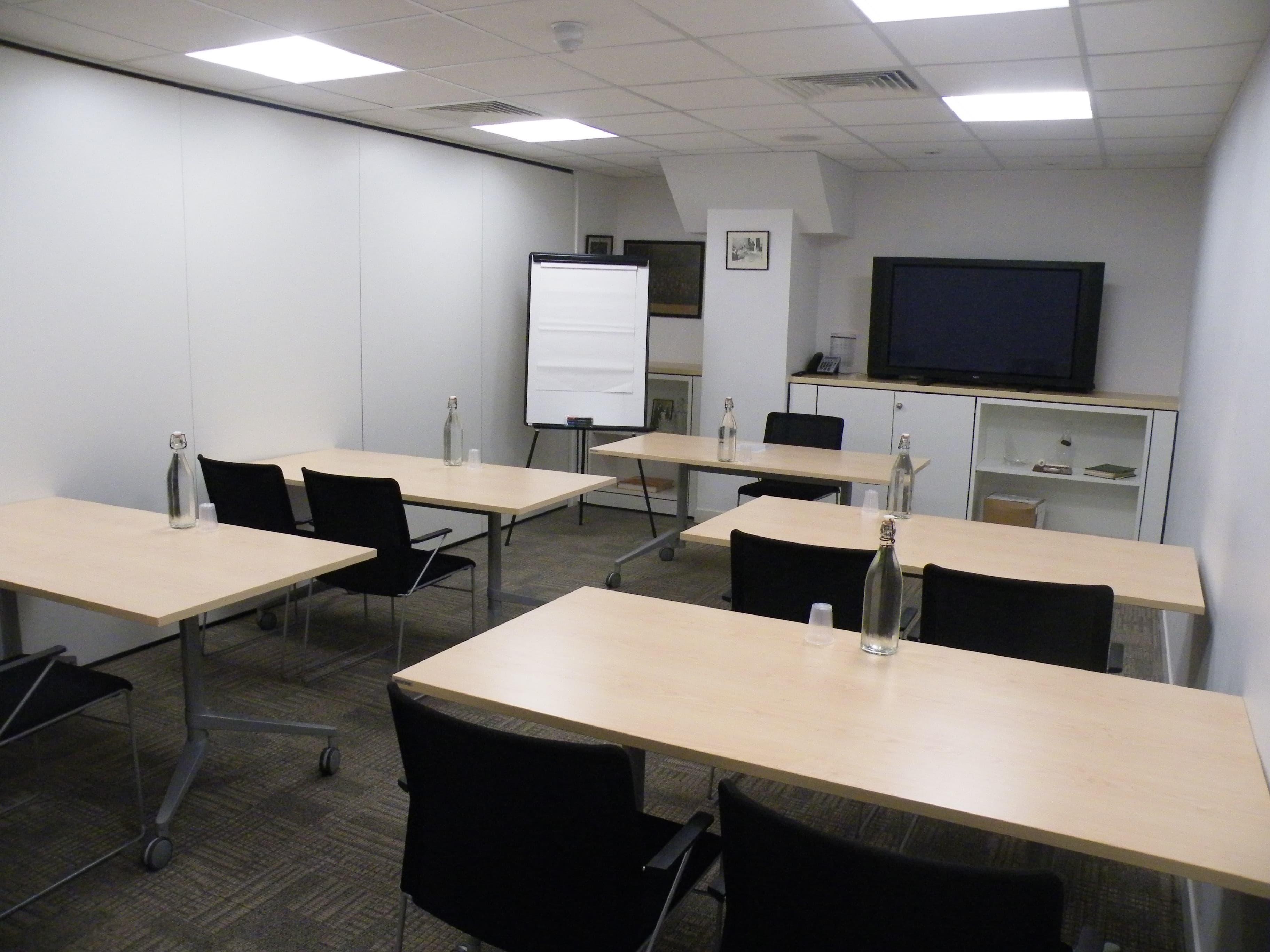 Space@119 meeting room, training, workshop, functional