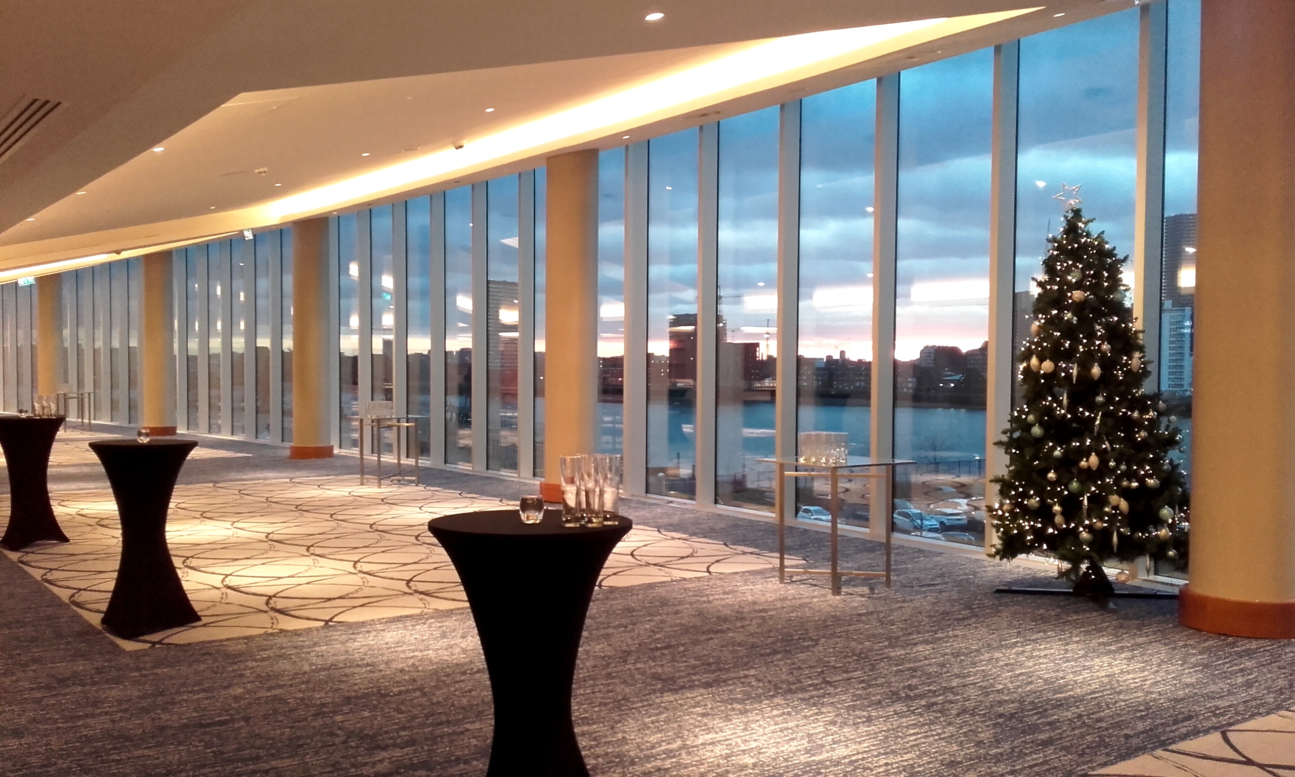 Suites - ublmrnqruhr.jpg