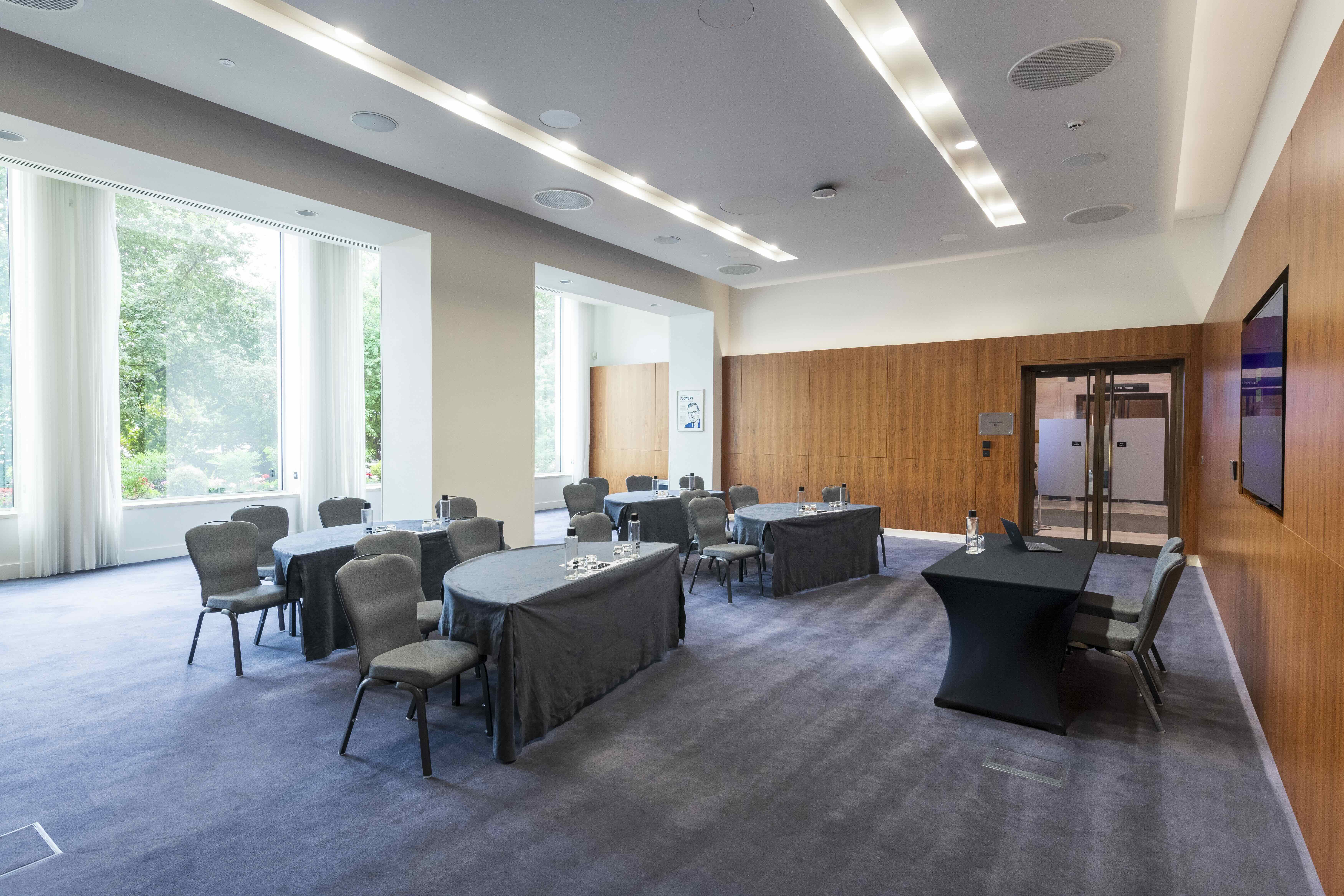 IET London Savoy Place Flowers Room event workshop