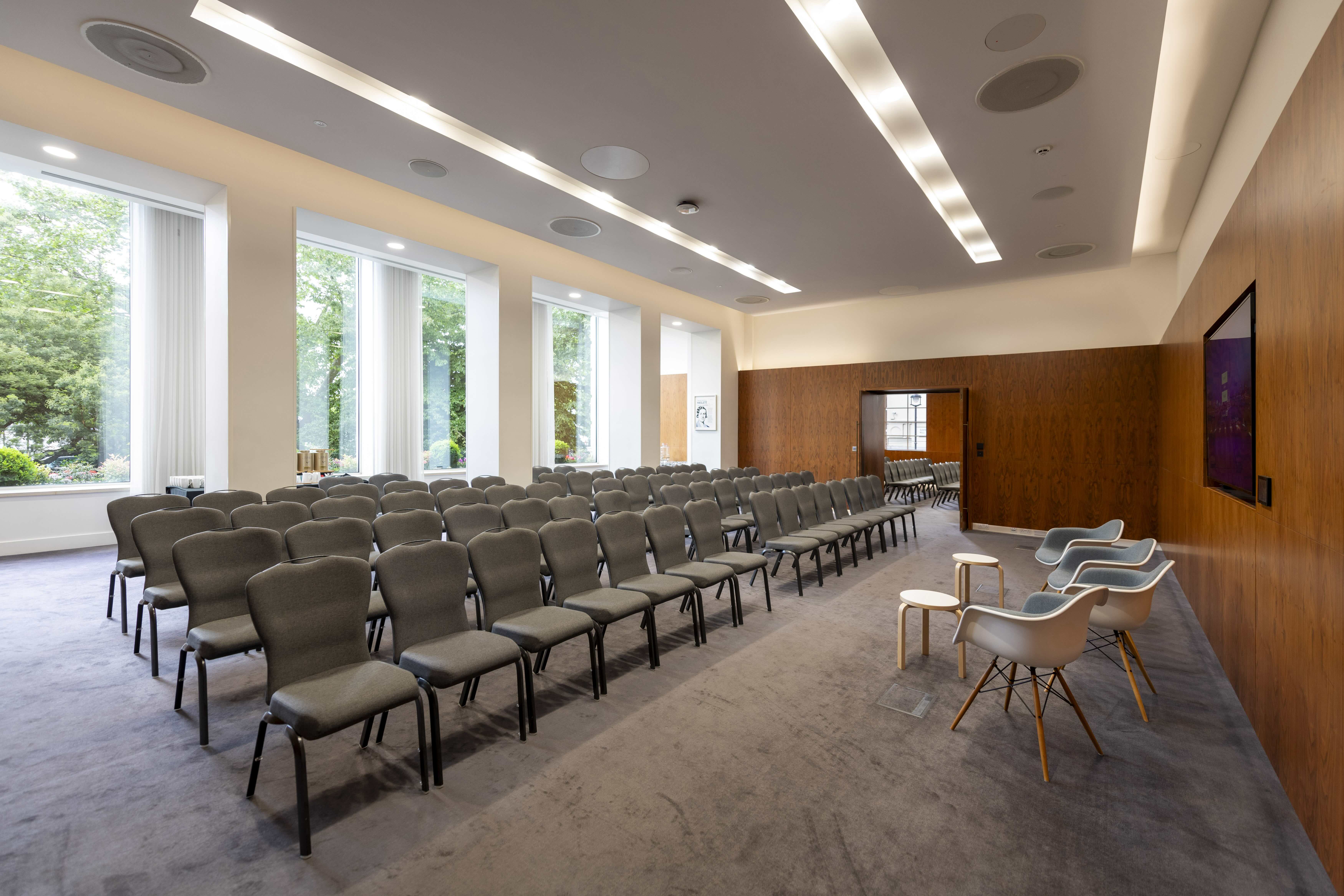 Haslett Room London: Modern, flexible event space.