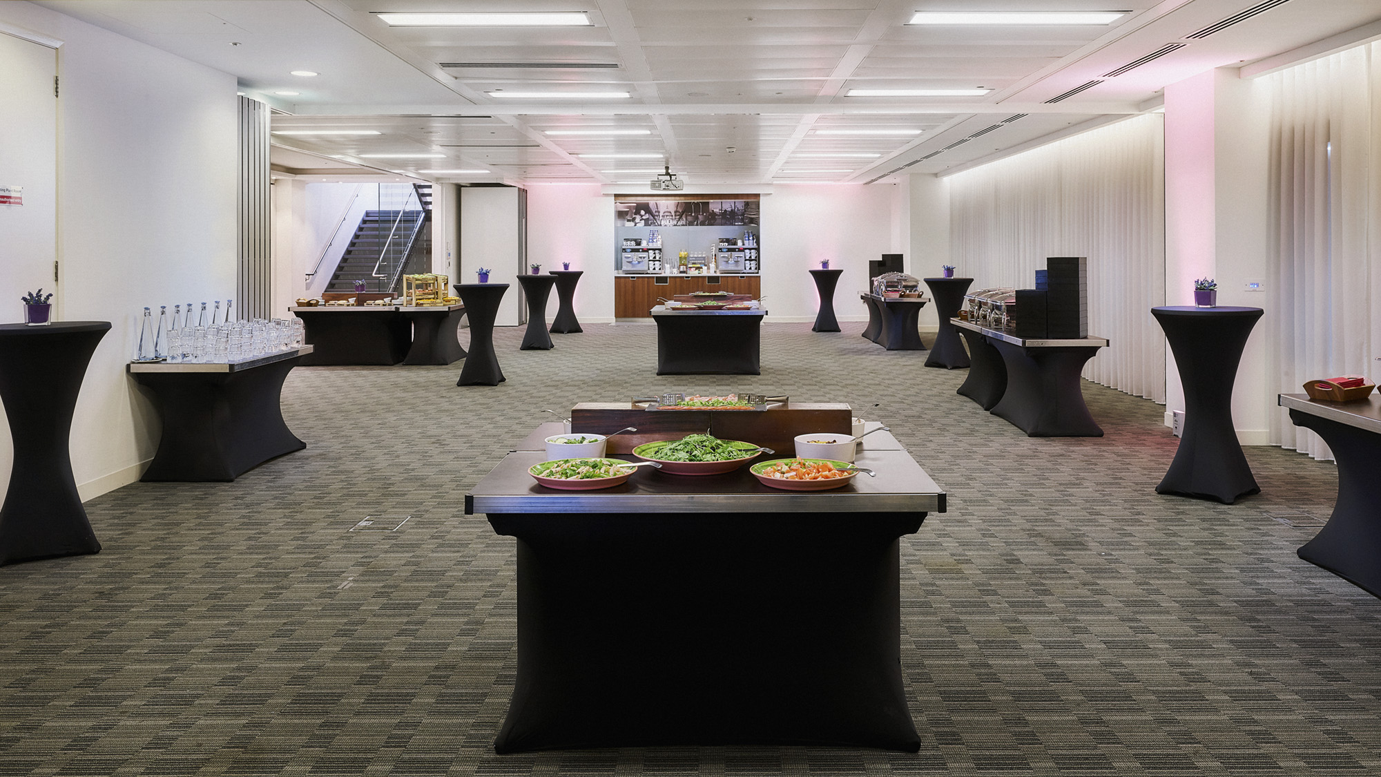 Creative 1 - clbsqvfeqzn.jpg