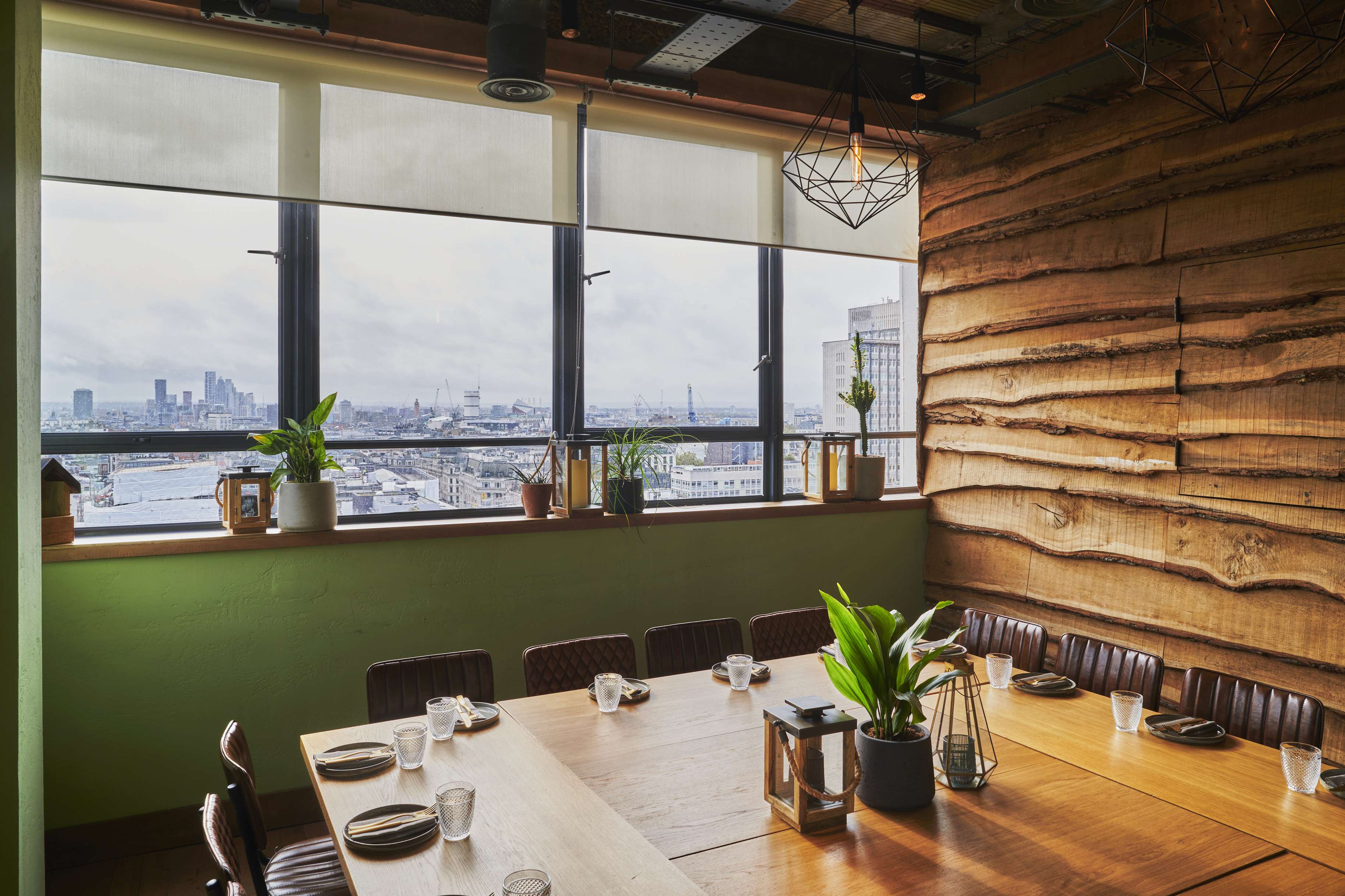 Private Dining Room - ca61b7f7-32bb-46d9-9896-27c56301ce15.jpg