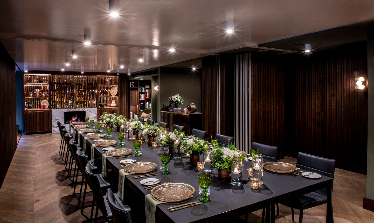 The Long Room (I and II) - uymhn5hbna1.jpg