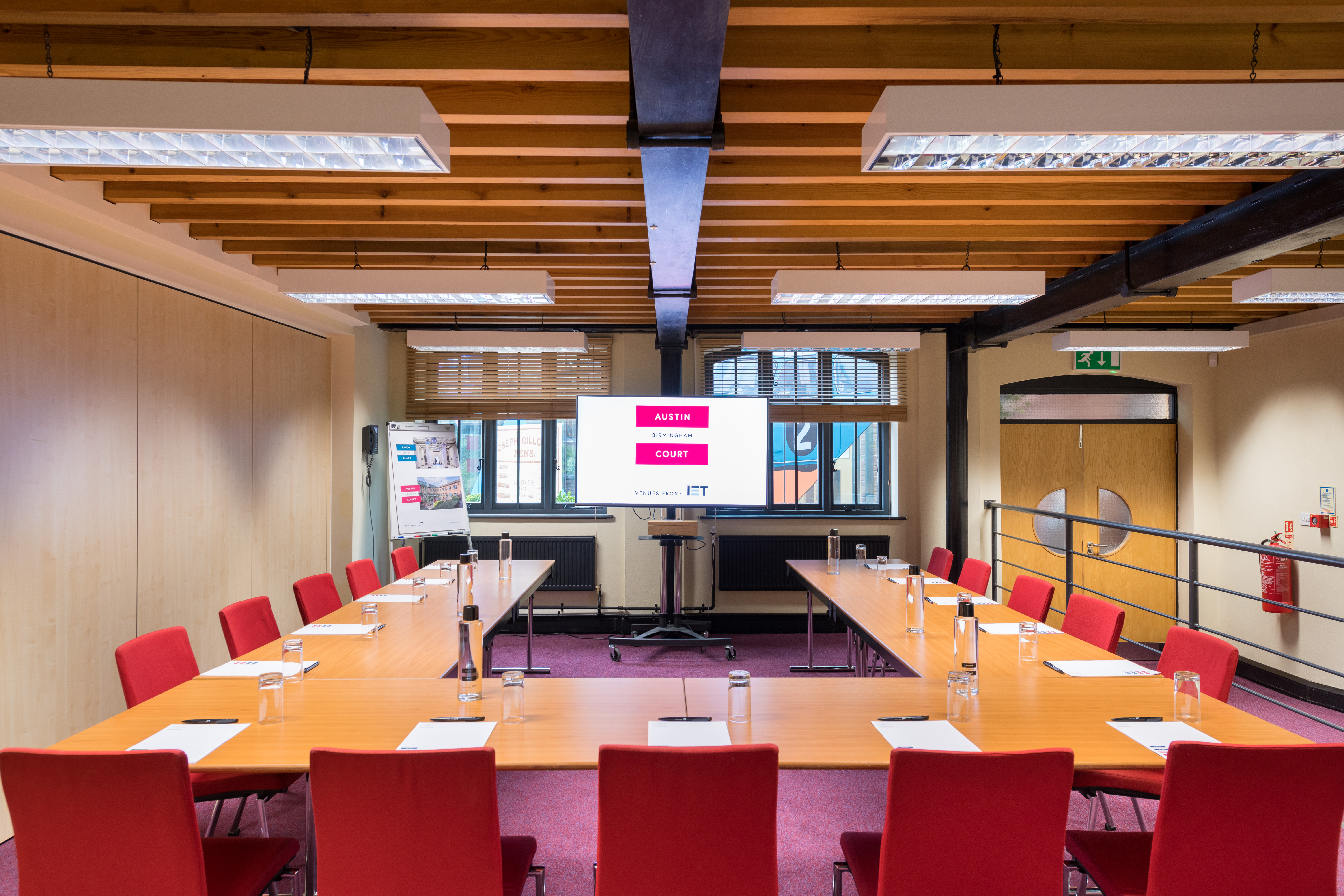Faraday Room at IET Birmingham: Austin Court, ideal for corporate meetings and workshops.