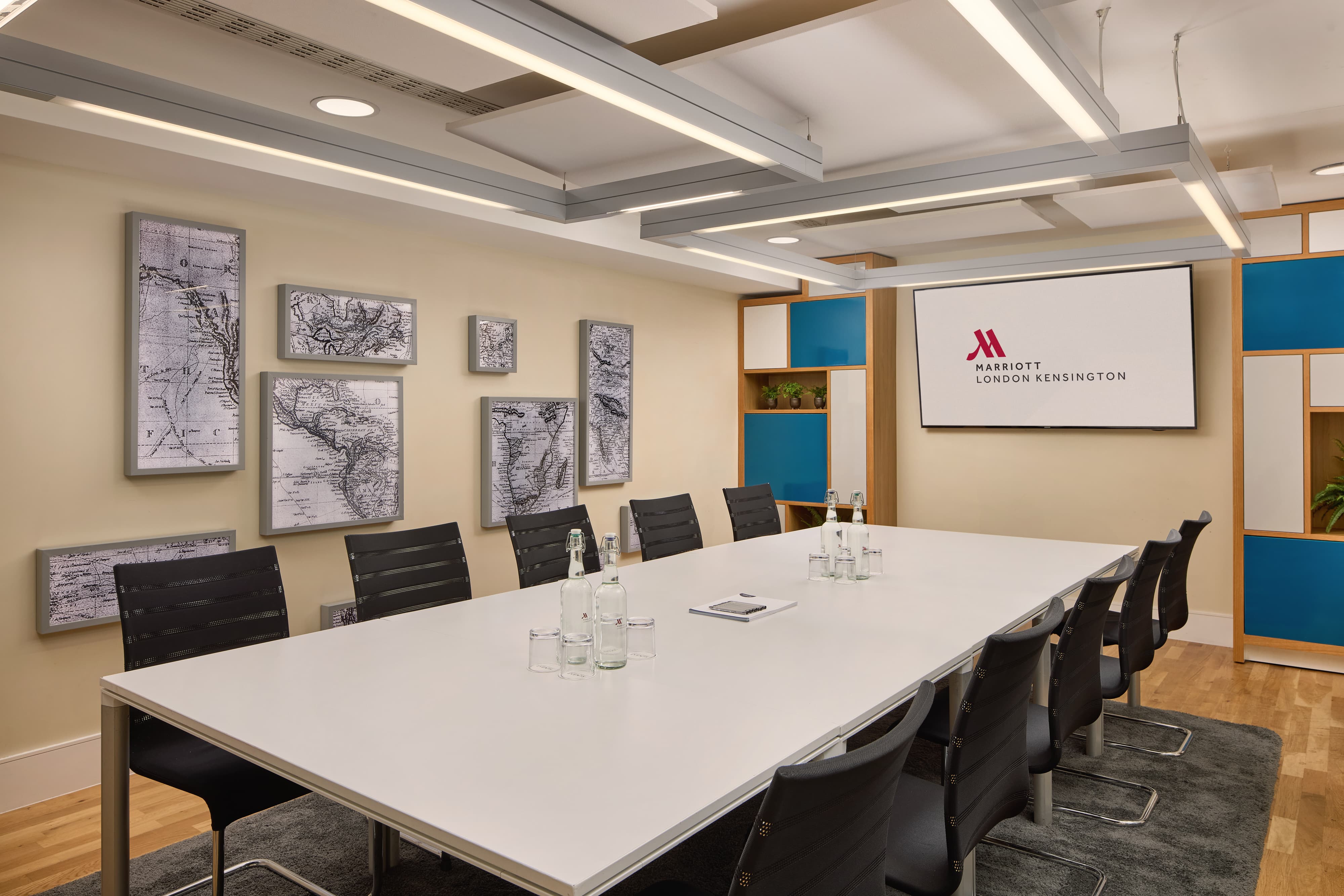 Modern London boardroom in Marriott Kensington for executive meetings and corporate events.
