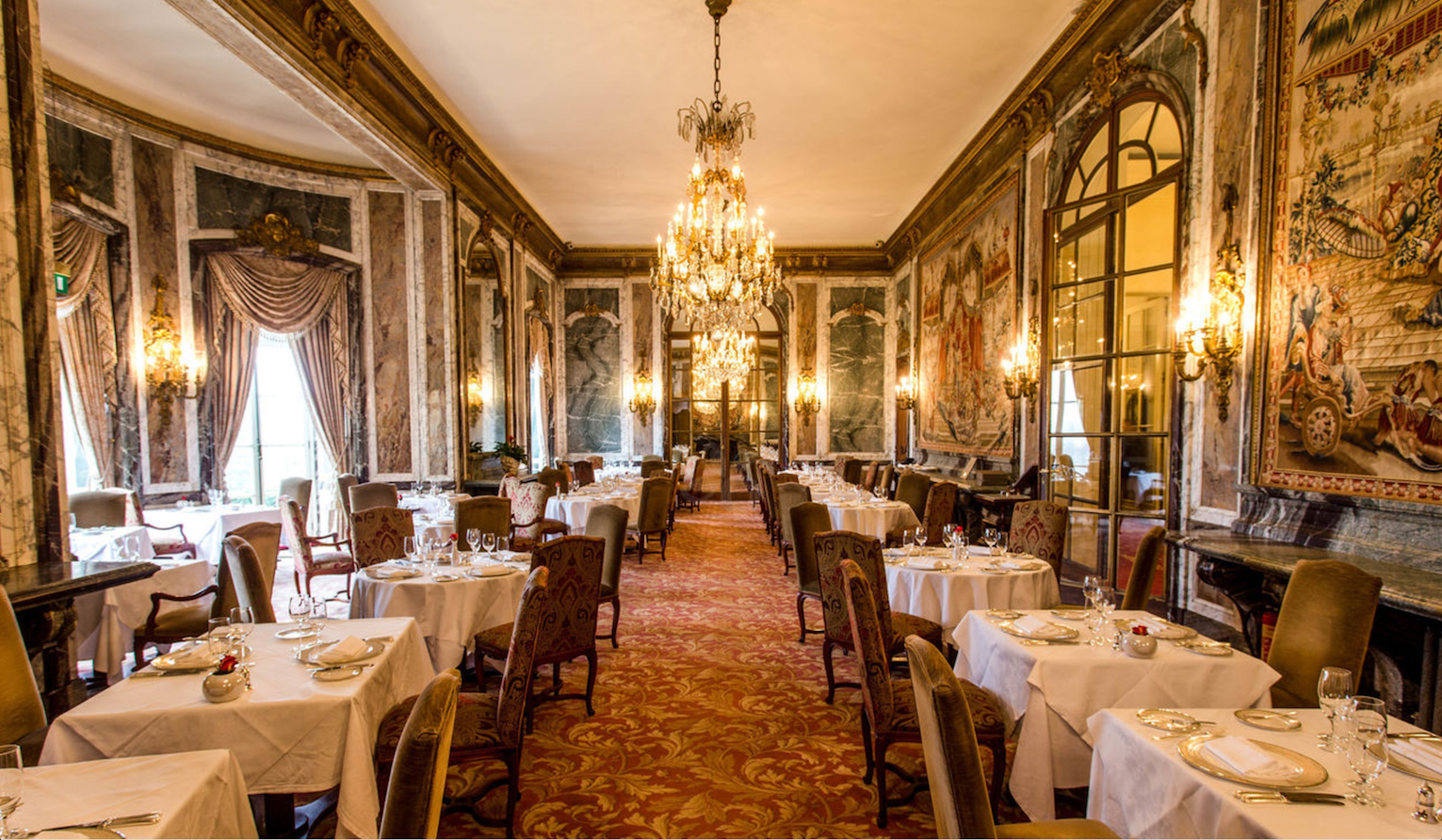 Elegant dining room at Wernher Restaurant, perfect for upscale events and fine dining.