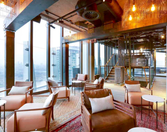 Modern meeting space at Bokan 39, Canary Wharf, ideal for networking events.