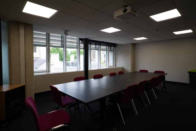 Small Meeting Spaces x 7