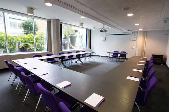 Small Meeting Spaces x 7