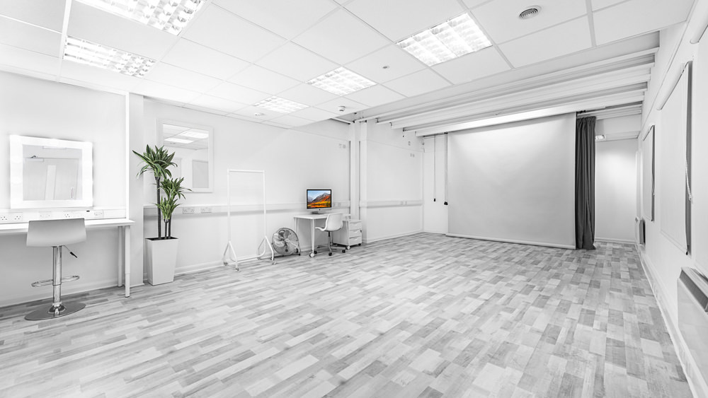 S3 Royal Arsenal Shoots - ebymmxuxjs1.jpg