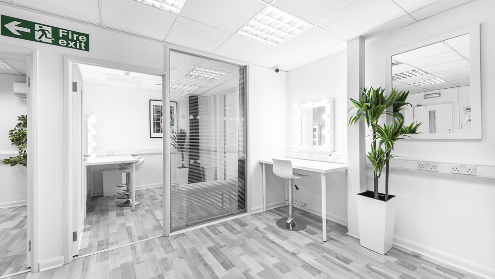 Modern meeting space at S3 Royal Arsenal Shoots, ideal for versatile events and gatherings.