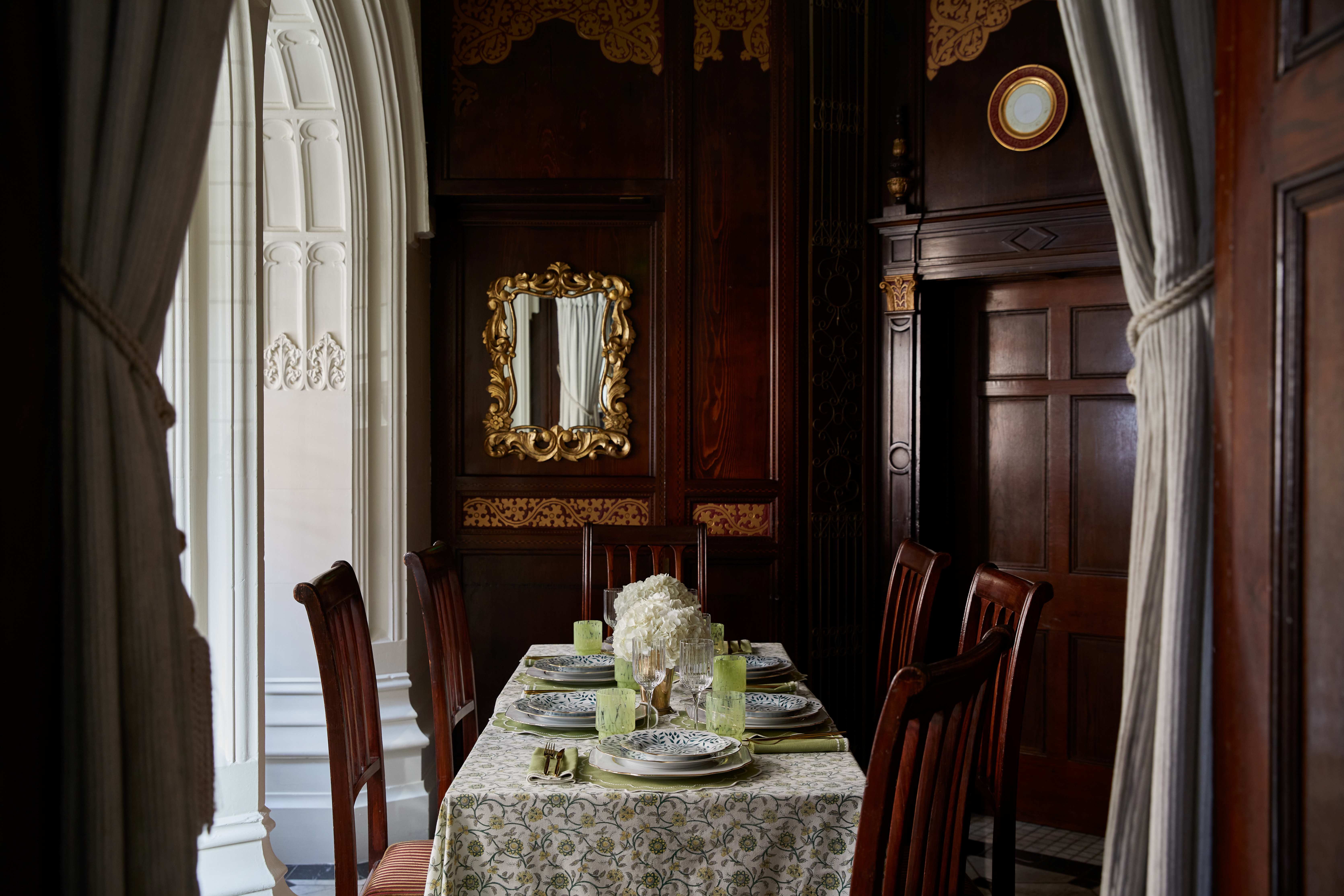 Elegant dining table at The Oratory, Milestone Hotel for upscale events and gatherings.
