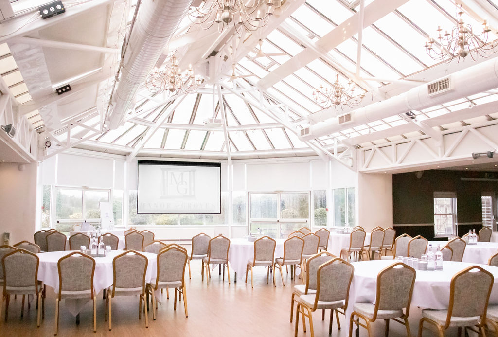 Manor Suite at Manor of Groves: elegant event space for corporate meetings and gatherings.
