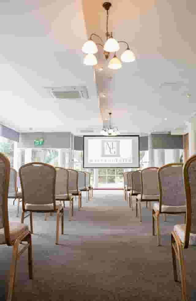 Colonnade Suite