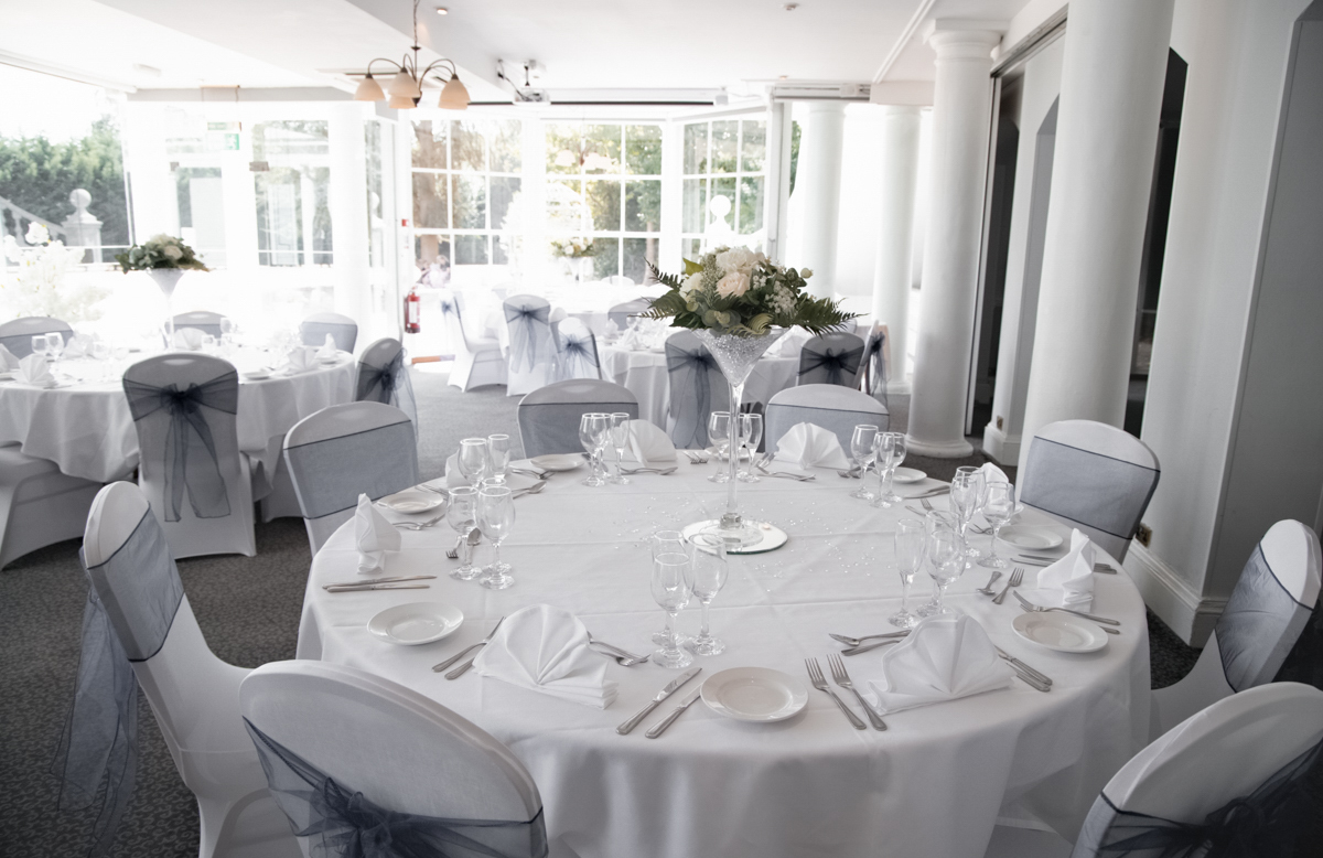 Elegant banquet room in Colonnade Suite, perfect for weddings and corporate events.