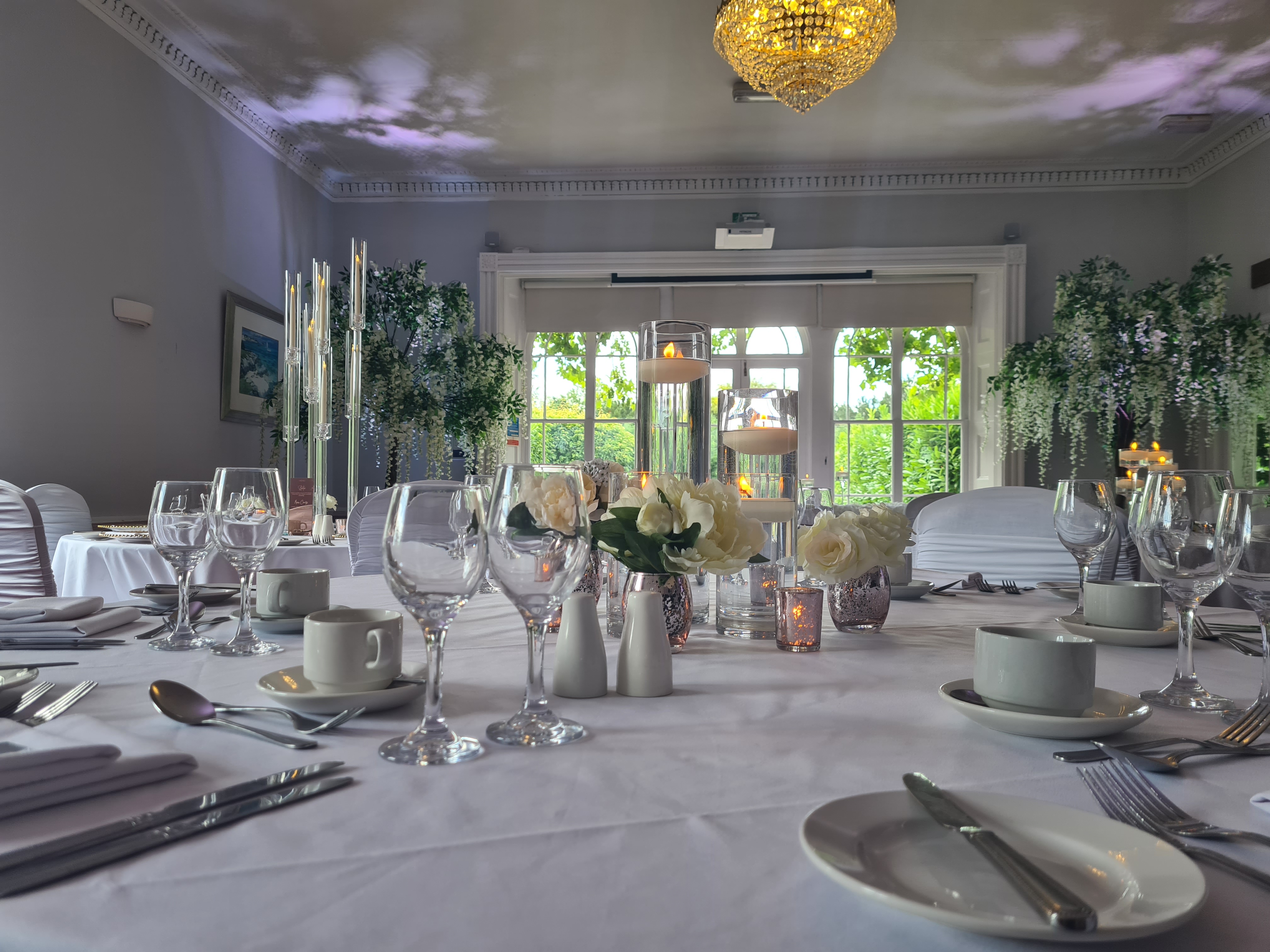 Elegant dining table in Manor of Groves for weddings and formal gatherings.