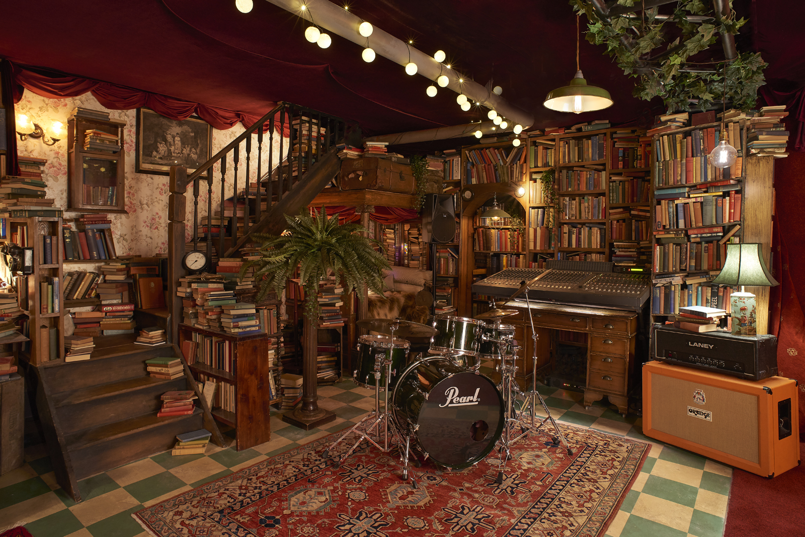 Cozy eclectic venue with warm lighting for intimate gatherings and creative events.