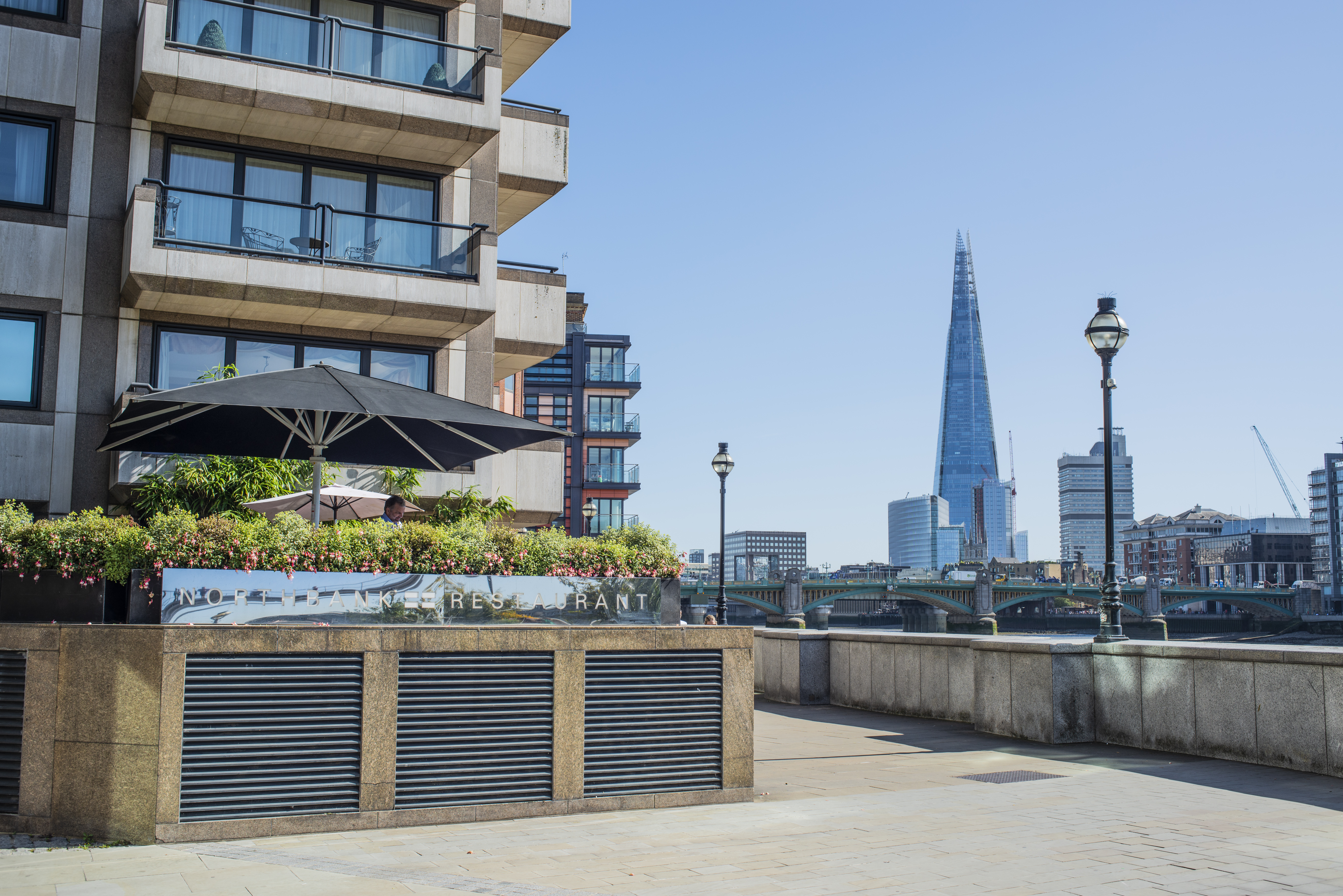 Terrace - 41mqd44npca.jpg