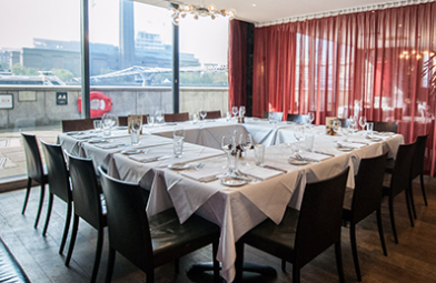 Elegant private dining setup at Northbank Restaurant for corporate meetings and events.