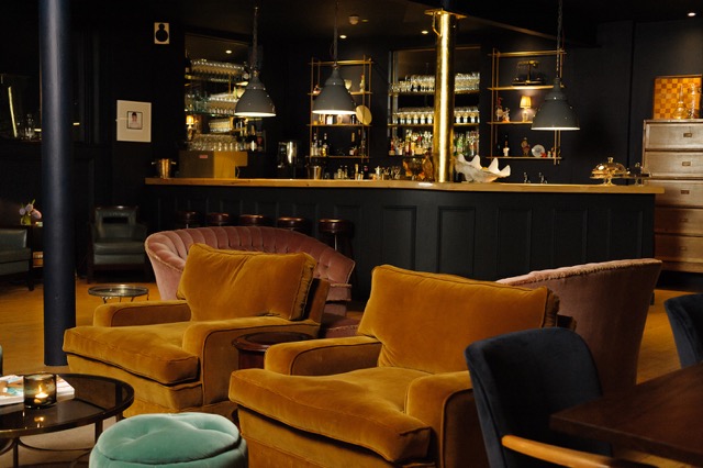 the bar - 3acgsic3epx.jpeg