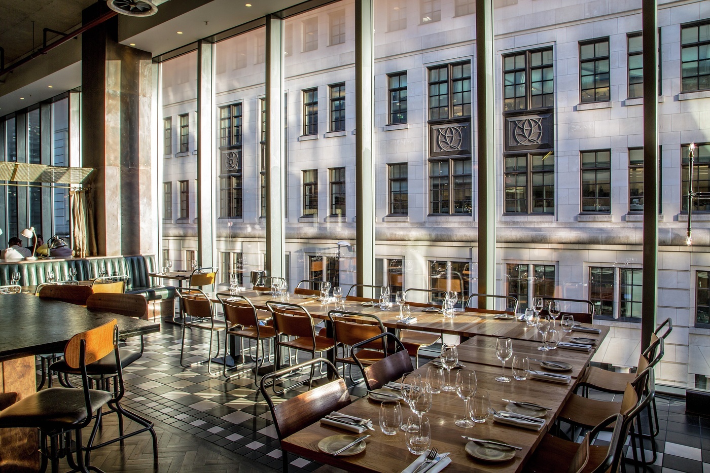 Exclusive hire - blpleqiwmz1.jpg