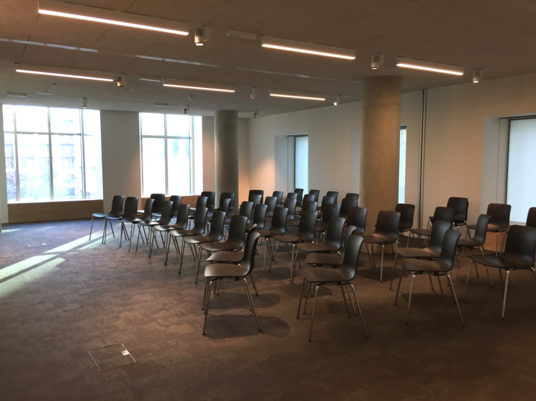 Ulm and Bauhaus Room in Design Museum, bright meeting space for workshops and presentations.