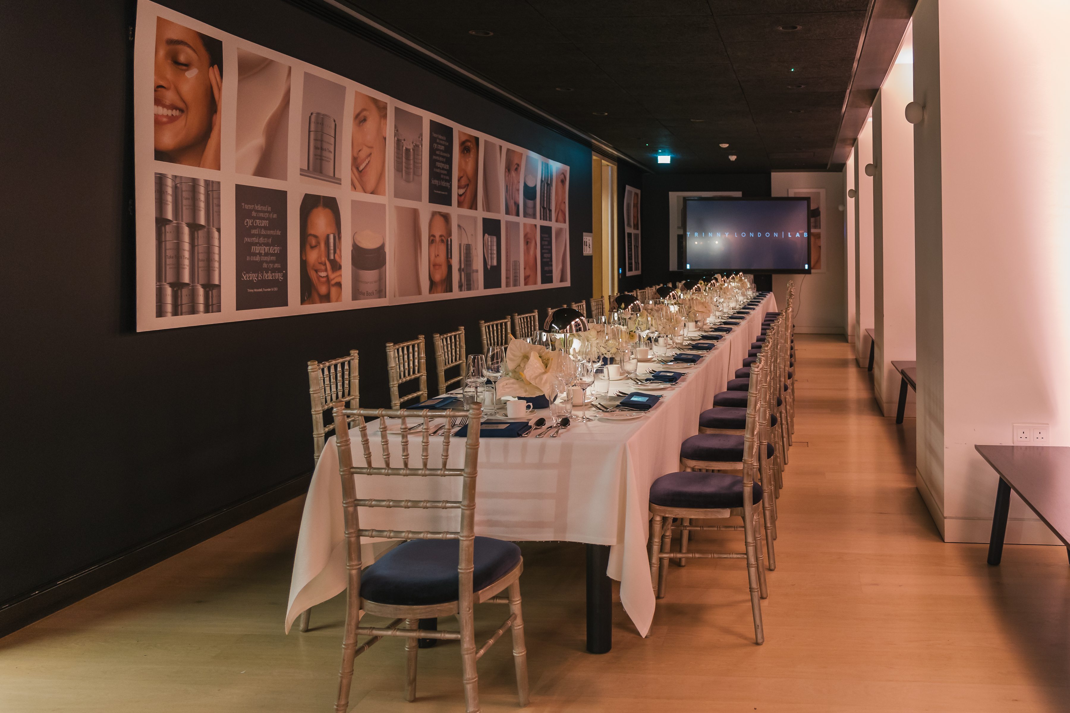 Chumsri and Luqman Lounge - e3c1d3c9-b815-4223-a981-8927832d0e0d.jpg