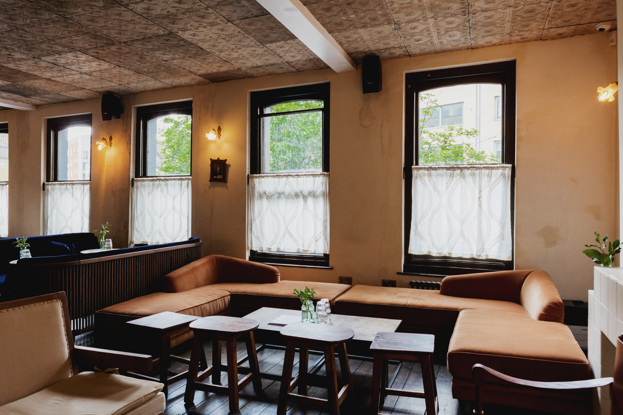 Stylish lounge area in Martello Hall for networking events and informal meetings.